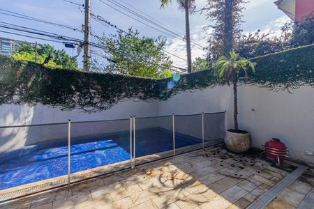 Casa de condomínio à venda com 378m², 6 quartos e 4 vagasPiscina