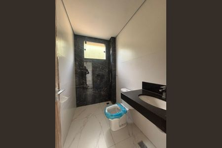 Banheiro  de apartamento para alugar com 3 quartos, 150m² em Amazonas, Contagem