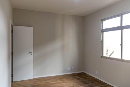 Apartamento à venda com 142m², 4 quartos e 1 vagaSuíte