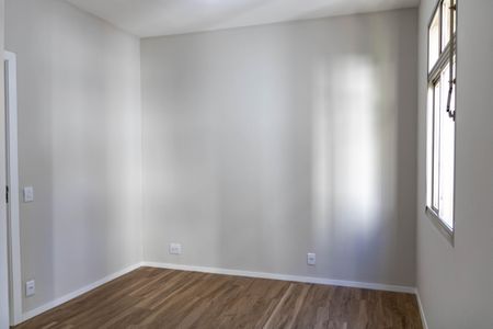 Apartamento à venda com 142m², 4 quartos e 1 vagaQuarto 2