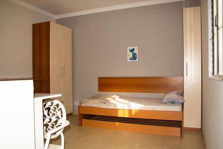 Quarto de casa para alugar com 1 quarto, 40m² em Vila Ivg, São Paulo