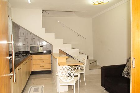 Sala/cozinha de casa para alugar com 1 quarto, 40m² em Vila Ivg, São Paulo