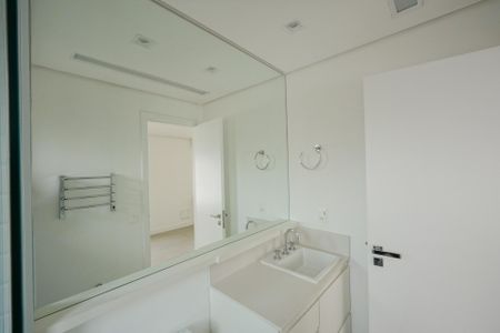 Apartamento para alugar com 113m², 2 quartos e 3 vagasSuíte master