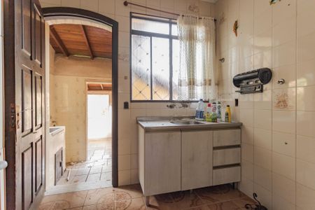 Casa para alugar com 170m², 2 quartos e 3 vagasCozinha