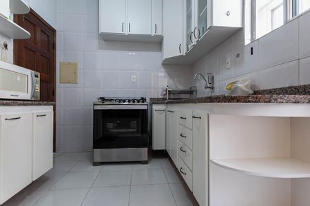 Apartamento à venda com 188m², 4 quartos e 2 vagas Apartamento à venda com 188m², 4 quartos e 2 vagasCozinha