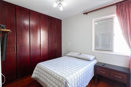Apartamento à venda com 188m², 4 quartos e 2 vagas Apartamento à venda com 188m², 4 quartos e 2 vagasSuíte 1