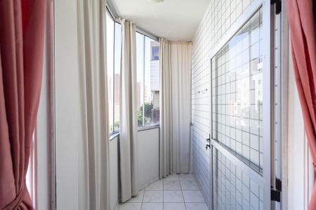 Apartamento à venda com 188m², 4 quartos e 2 vagas Apartamento à venda com 188m², 4 quartos e 2 vagasVaranda da suíte 1