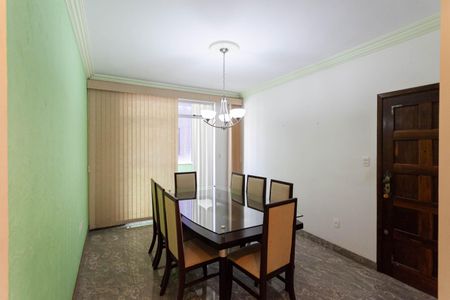 Apartamento à venda com 188m², 4 quartos e 2 vagas Apartamento à venda com 188m², 4 quartos e 2 vagasSala 1