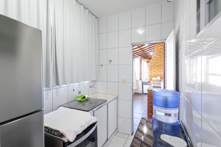 Apartamento à venda com 188m², 4 quartos e 2 vagas Apartamento à venda com 188m², 4 quartos e 2 vagasCobertura - Área de serviço 2