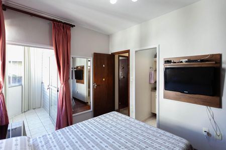 Apartamento à venda com 188m², 4 quartos e 2 vagas Apartamento à venda com 188m², 4 quartos e 2 vagasSuíte 1