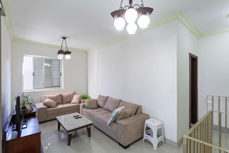Apartamento à venda com 188m², 4 quartos e 2 vagas Apartamento à venda com 188m², 4 quartos e 2 vagasCobertura - Sala 2