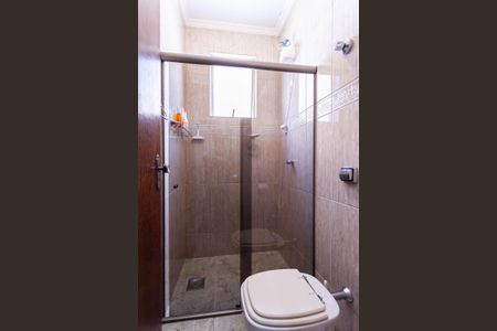 Apartamento à venda com 188m², 4 quartos e 2 vagas Apartamento à venda com 188m², 4 quartos e 2 vagasBanheiro social
