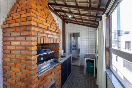 Apartamento à venda com 188m², 4 quartos e 2 vagas Apartamento à venda com 188m², 4 quartos e 2 vagasCobertura