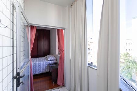 Apartamento à venda com 188m², 4 quartos e 2 vagas Apartamento à venda com 188m², 4 quartos e 2 vagasVaranda da suíte 1