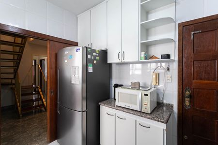 Apartamento à venda com 188m², 4 quartos e 2 vagas Apartamento à venda com 188m², 4 quartos e 2 vagasCozinha