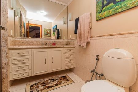 Casa de condomínio à venda com 180m², 3 quartos e 2 vagasBanheiro