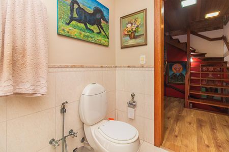 Casa de condomínio à venda com 180m², 3 quartos e 2 vagasBanheiro