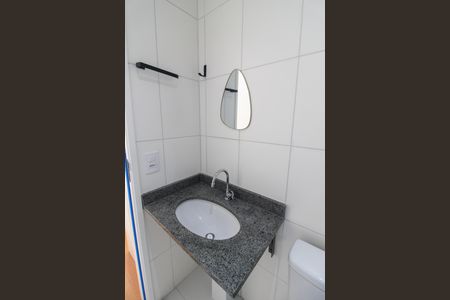 Banheiro do Quarto 1 de apartamento para alugar com 1 quarto, 31m² em Vila Sonia, São Paulo