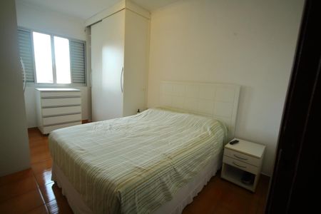 Casa à venda com 162m², 3 quartos e 2 vagasQuarto 2