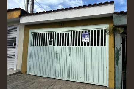Casa à venda com 162m², 3 quartos e 2 vagas