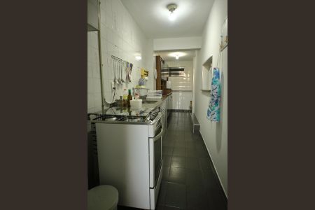 Casa à venda com 162m², 3 quartos e 2 vagasCozinha 