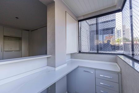 Apartamento à venda com 137m², 3 quartos e 2 vagasSuíte 