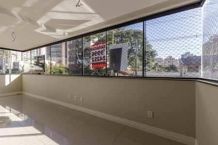 Apartamento à venda com 137m², 3 quartos e 2 vagasSala