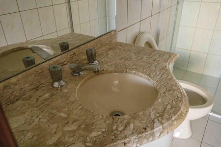 Apartamento à venda com 137m², 3 quartos e 2 vagasBanheiro 