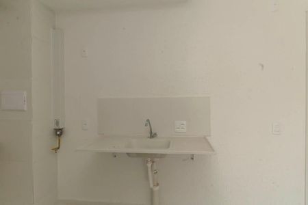 Apartamento para alugar com 34m², 2 quartos e sem vaga
