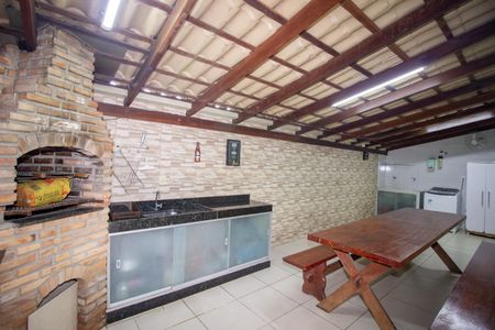 Apartamento à venda com 115m², 2 quartos e 1 vagaÁrea gourmet