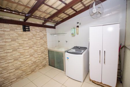 Apartamento à venda com 115m², 2 quartos e 1 vagaCozinha e Área de Serviço