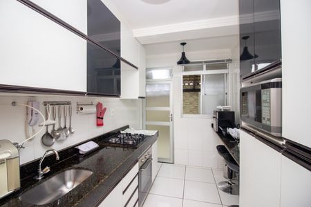 Apartamento à venda com 115m², 2 quartos e 1 vagaCozinha e Área de Serviço