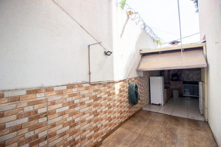 Apartamento à venda com 115m², 2 quartos e 1 vagaÁrea gourmet