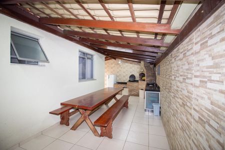 Apartamento à venda com 115m², 2 quartos e 1 vagaÁrea gourmet