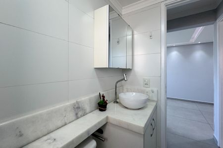 Apartamento à venda com 52m², 2 quartos e 1 vagaBanheiro Social