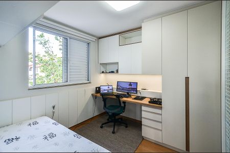 Apartamento à venda com 58m², 2 quartos e 2 vagasQuarto 1