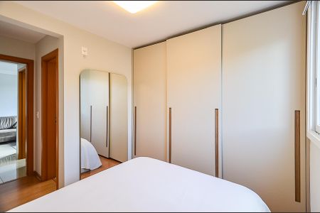 Apartamento à venda com 58m², 2 quartos e 2 vagasSuíte
