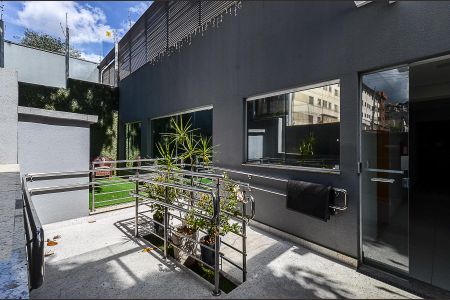 Apartamento à venda com 58m², 2 quartos e 2 vagasEntrada