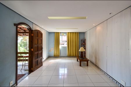 Sala de Estar de casa à venda com 4 quartos, 210m² em Alvorada, Belo Horizonte