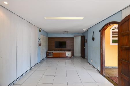 Sala de Estar de casa à venda com 4 quartos, 210m² em Alvorada, Belo Horizonte