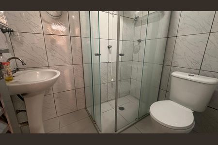 Casa à venda com 420m², 3 quartos e 4 vagasBanheiro social