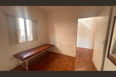 Casa à venda com 420m², 3 quartos e 4 vagasQuarto