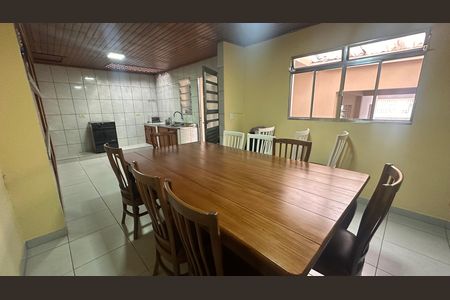 Casa à venda com 420m², 3 quartos e 4 vagasCopa