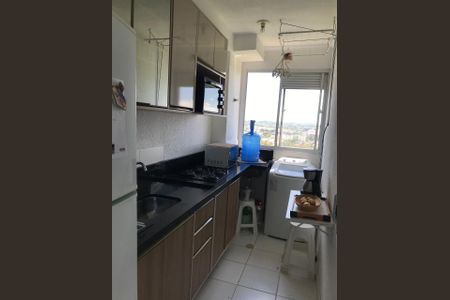 Cozinha de apartamento para alugar com 1 quarto, 43m² em Rio Pequeno, Osasco