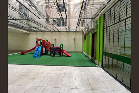 Apartamento para alugar com 105m², 3 quartos e 1 vaga Apartamento para alugar com 105m², 3 quartos e 1 vagaÁrea comum - Playground