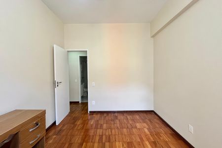 Apartamento para alugar com 105m², 3 quartos e 1 vaga Apartamento para alugar com 105m², 3 quartos e 1 vagaQuarto 2