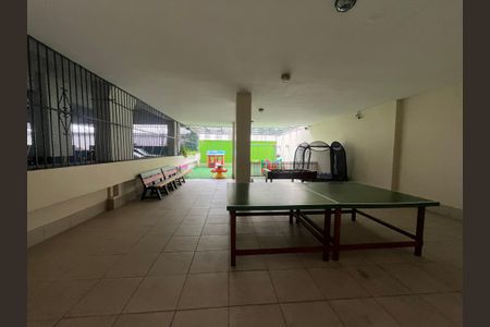 Apartamento para alugar com 105m², 3 quartos e 1 vaga Apartamento para alugar com 105m², 3 quartos e 1 vagaÁrea comum - Salão de festas