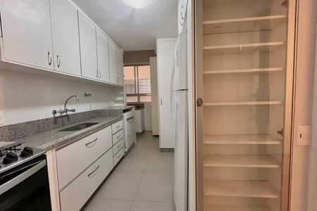 Apartamento para alugar com 105m², 3 quartos e 1 vaga Apartamento para alugar com 105m², 3 quartos e 1 vagaCozinha