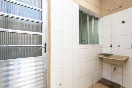 Casa para alugar com 35m², 1 quarto e sem vagaÁrea de Serviço 