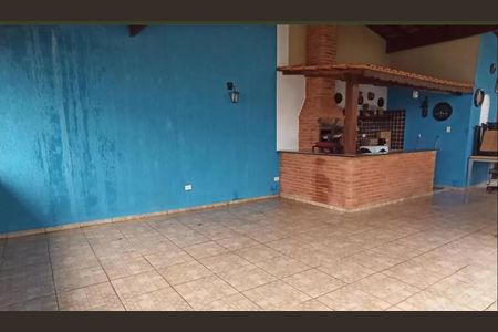 Casa à venda com 220m², 3 quartos e 2 vagasFoto 24